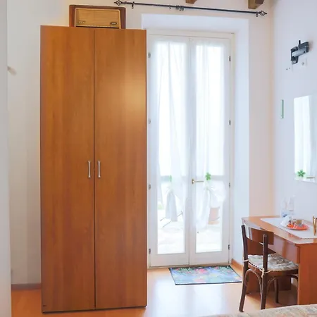 Lena Guest house